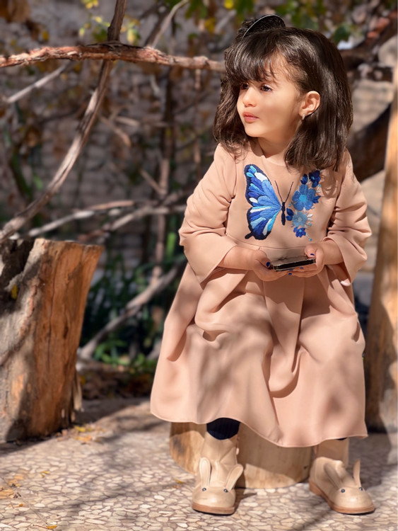 برای ست کودک این مدل/میتونید رنگ قهوه ای کودکو سفارش بدی